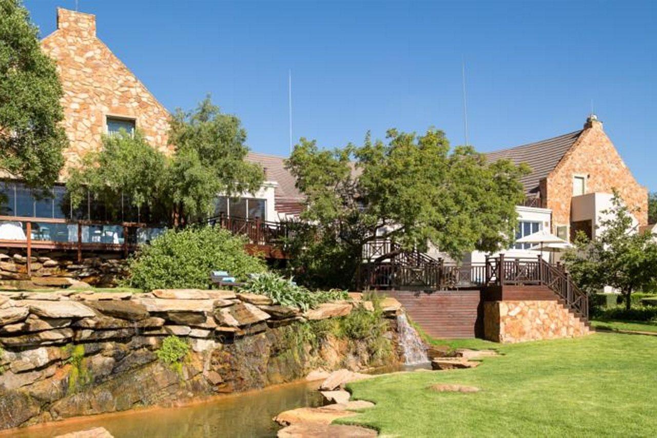 Mount Grace Hotel & Spa Magaliesburg Extérieur photo The Village at Wild dunes
