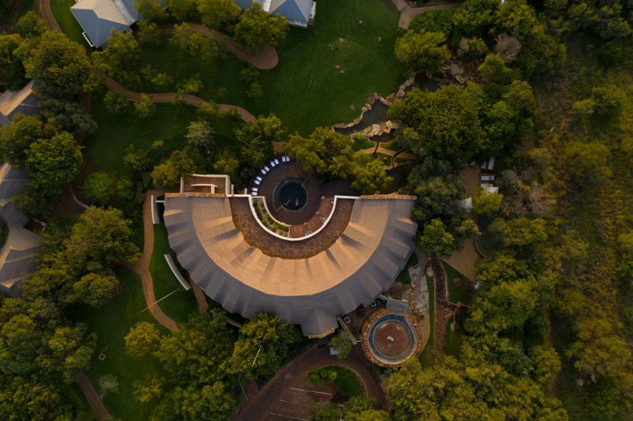 Mount Grace Hotel & Spa Magaliesburg Extérieur photo Aerial view of the house